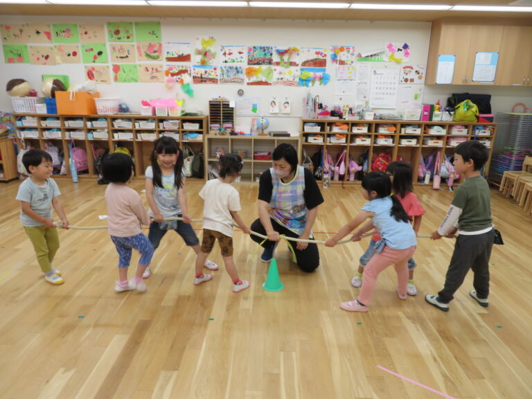 力を合わせて引っ張れ！（４・５歳児）