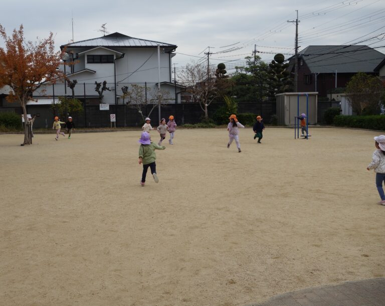 一緒に遊ぶと楽しいな！（3歳児・5歳児）