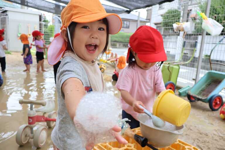 夏の遊び満喫中♪（1歳児）